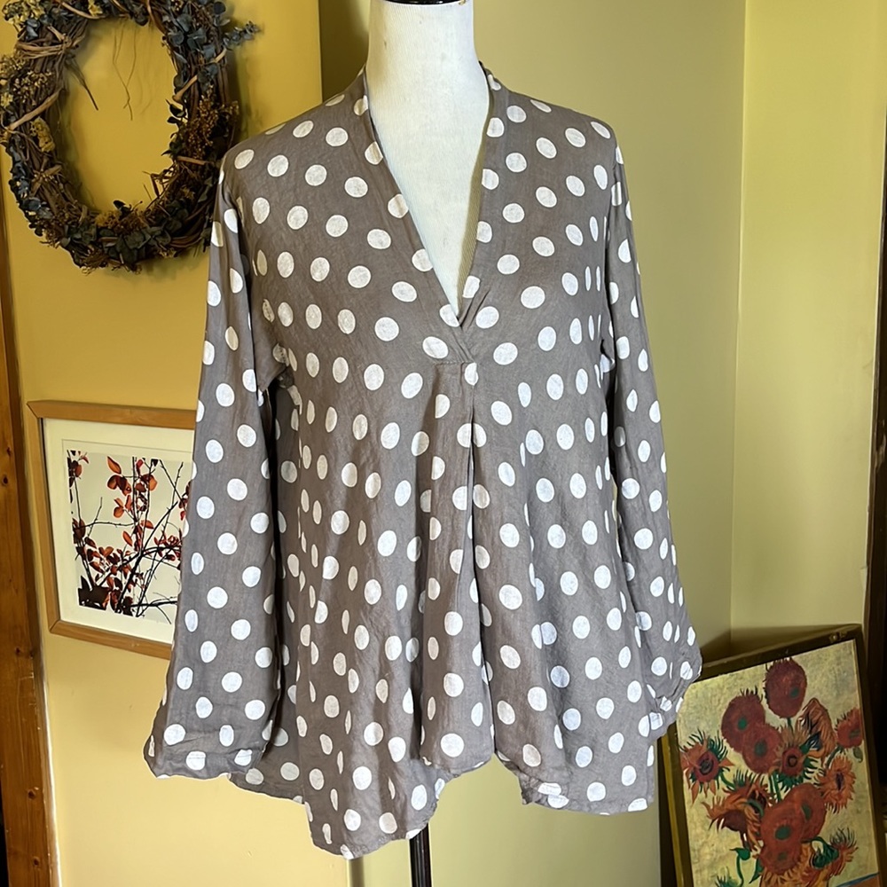 ITALY 100% Linen Trapeeze Blouse Polka Dots Gray & White